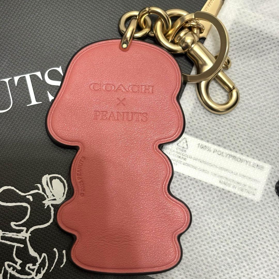 COACH ✕ PEANUTS バッグチャーム スムースレザー ルーシー COACH OUTLET｜【COACH X PEANUTS】ルーシー バッグ チャーム
