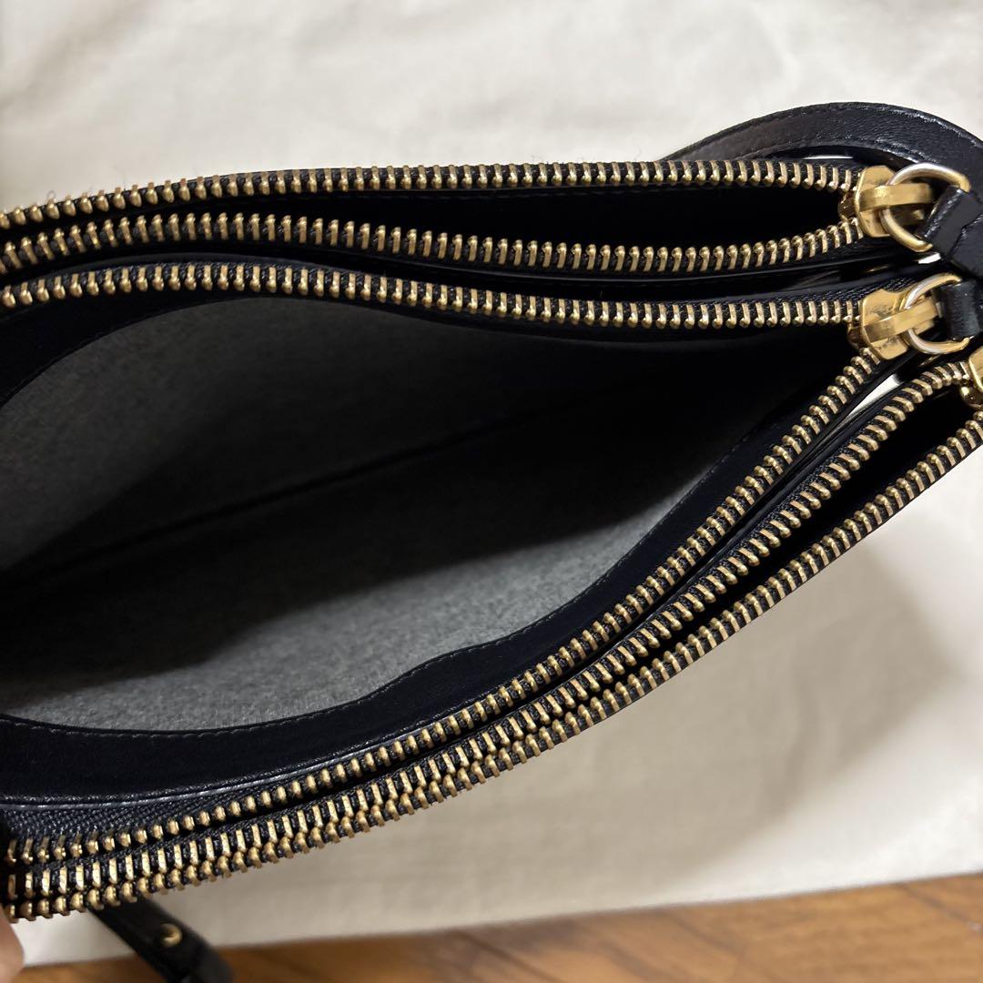 CELINE セリーヌ トリオ ショルダーバッグ ブラック フィービー