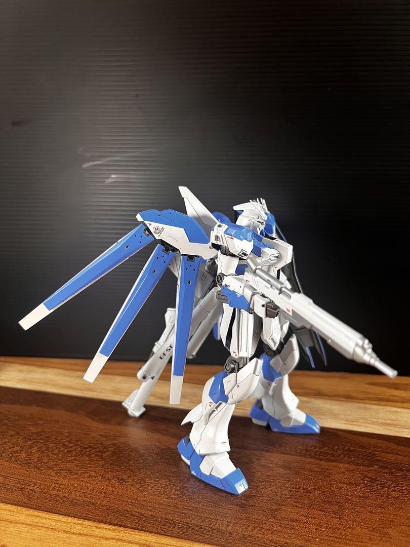 HG ハイニューガンダム完成品1/144 全塗装済み
