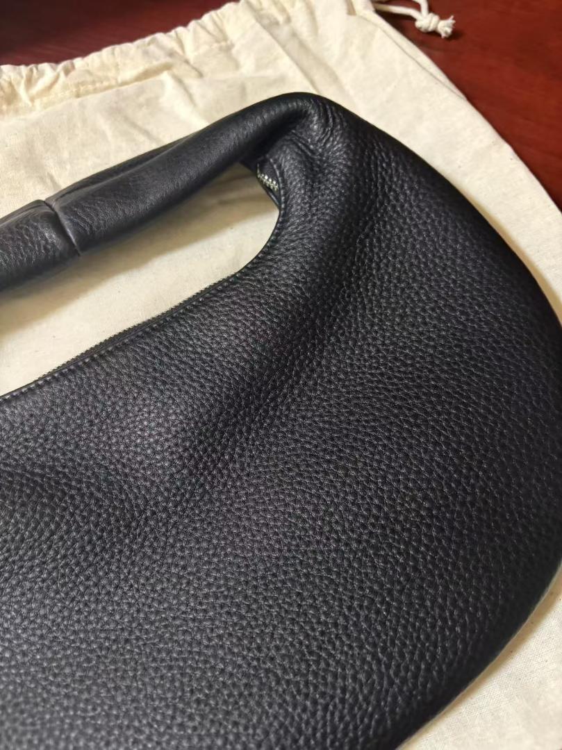 AETA レザー ショルダーバッグ ROUND ONE SHOULDER M
