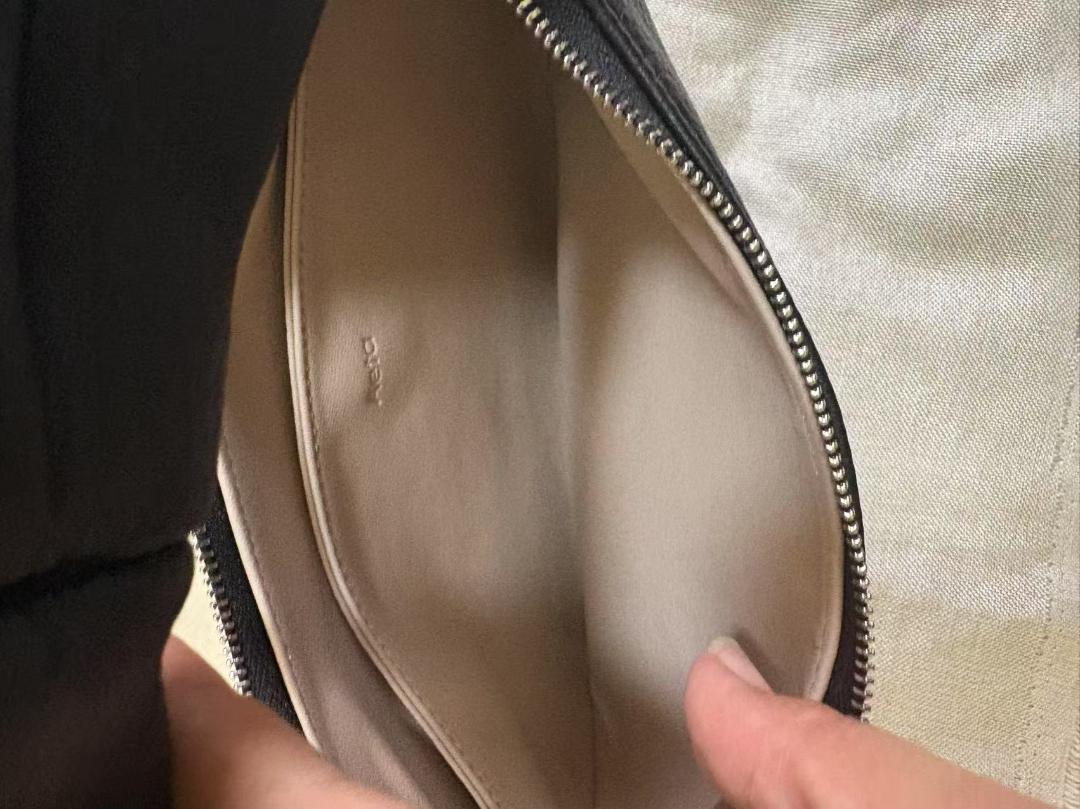 AETA レザー ショルダーバッグ ROUND ONE SHOULDER M
