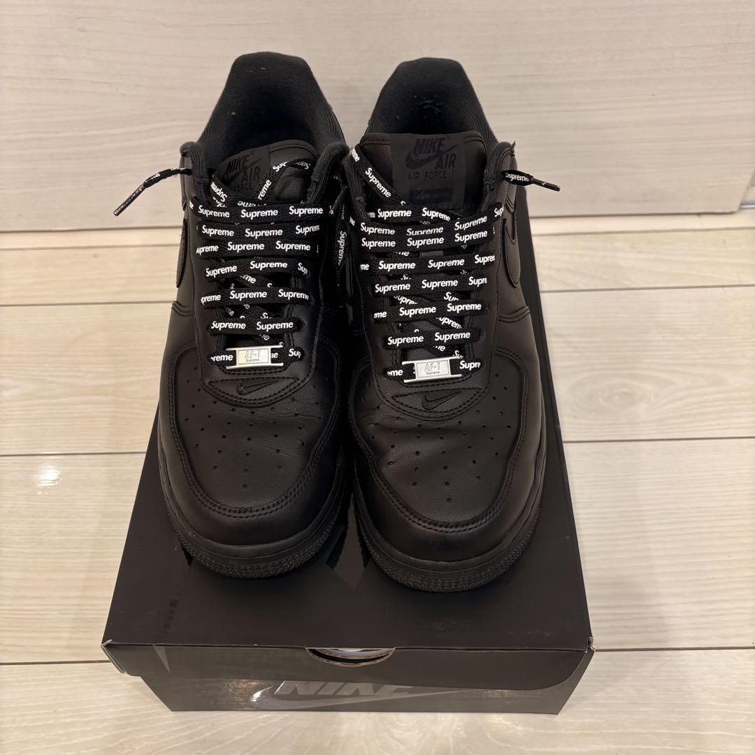 Nike Air Force 1 Supreme ブラック エアフォース1