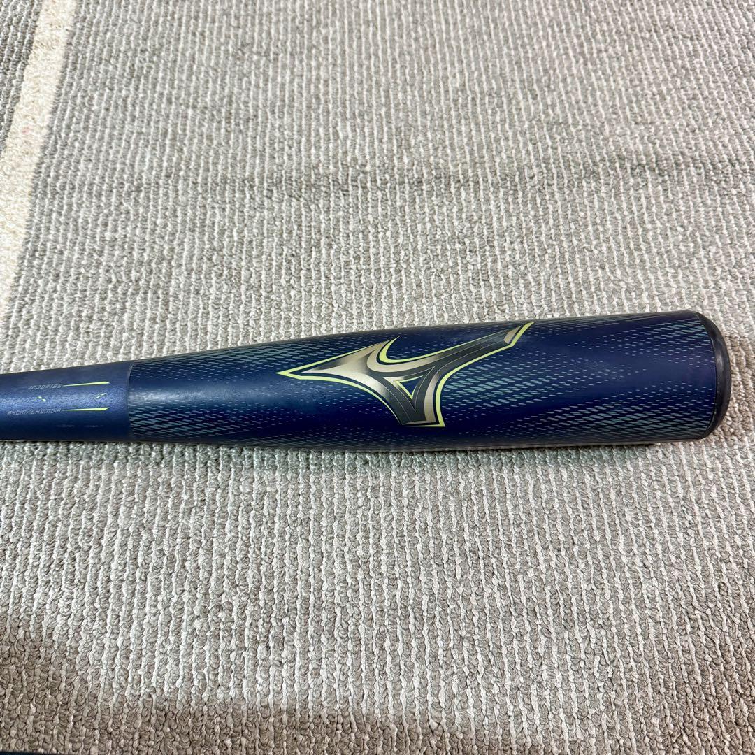 ミズノ ビヨンドマックスレガシーLW 84cm 690g平均 複合バット 軟式用