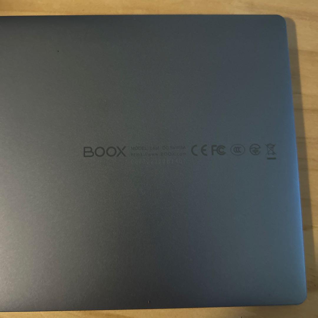 電子書籍リーダー BOOX Leaf 7インチ 純正カバー、元箱付 SKT、物理ボタンを採用した7型EInkタブレット「BOOX Leaf2