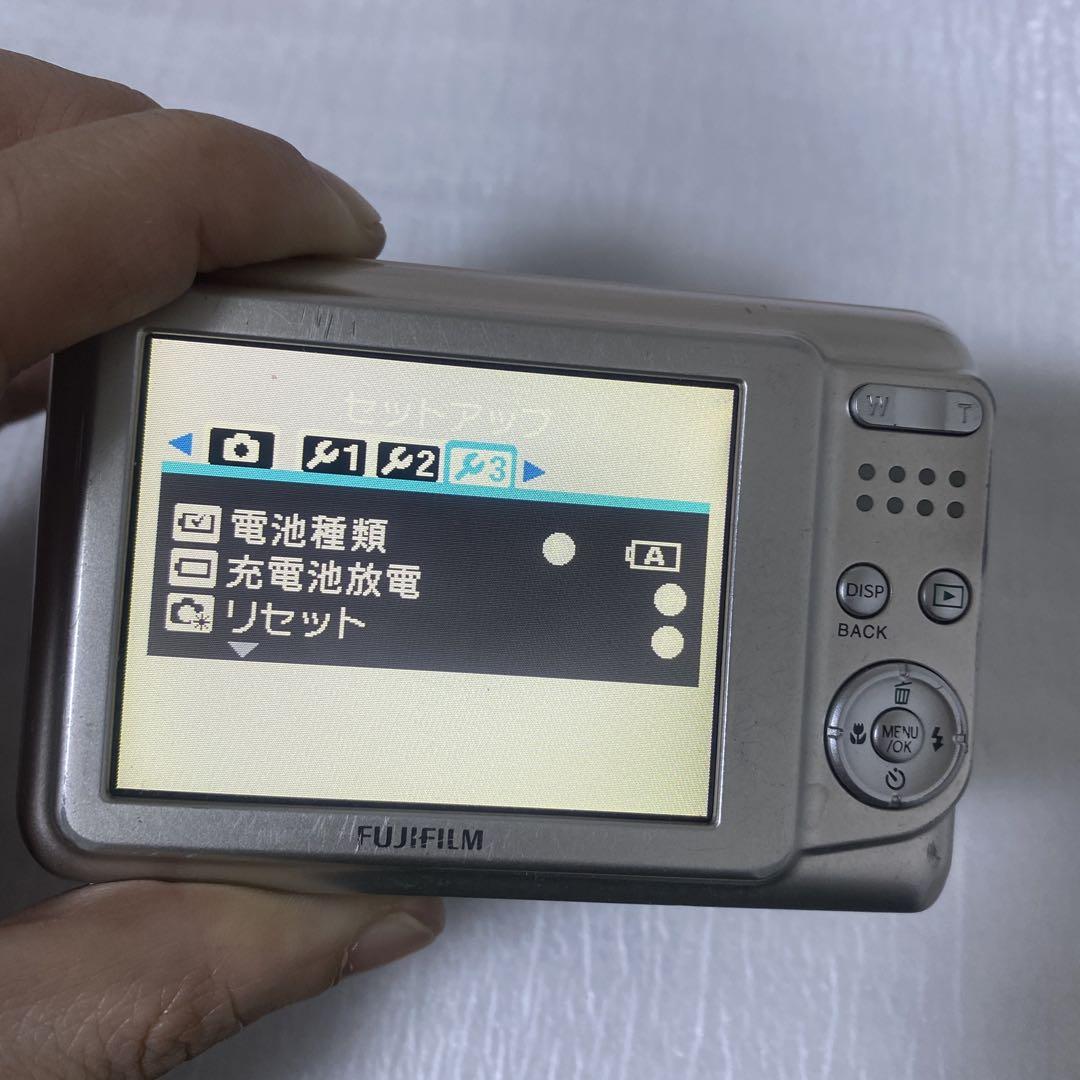❗️激安価格❗️デジカメ　本体　FUJIFILM Finepix A100