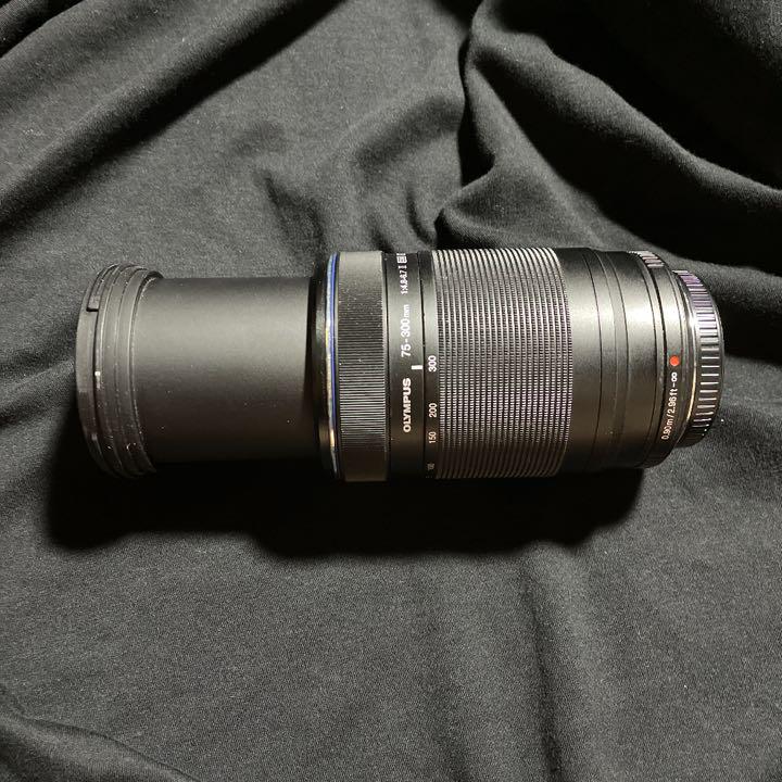 オリンパス 交換用レンズ　ED 75-300mm F4.8-6.7 II