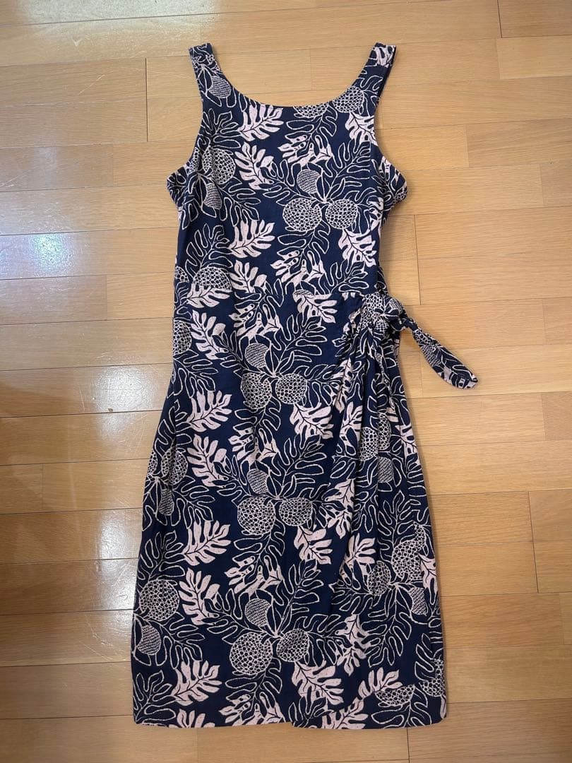 パタゴニア パタロハ ネイビー 花柄ワンピース 海 南国ノースリーブ パタゴニア パタロハ ネイビー 花柄ワンピース 海 南国ノースリーブ