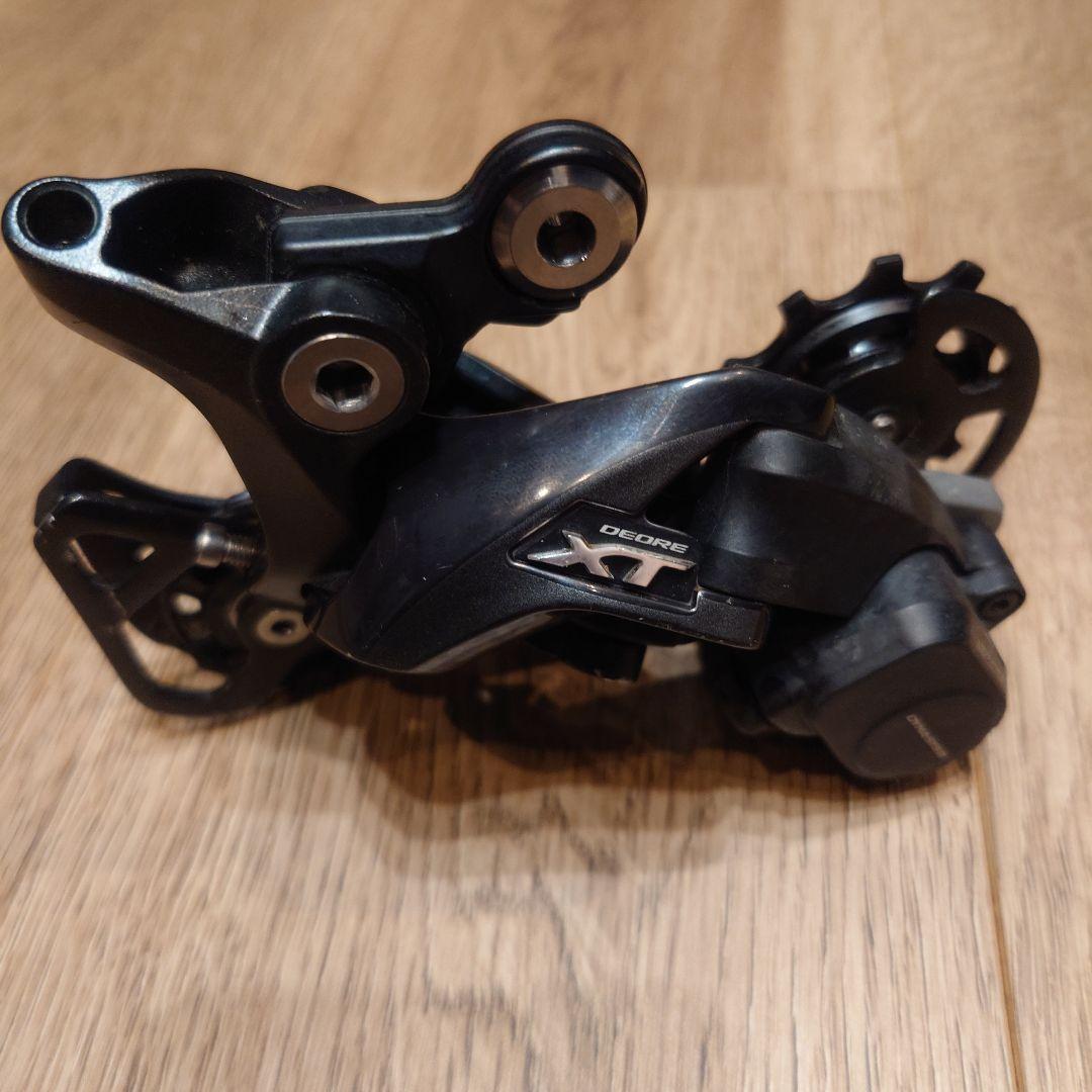 Shimano Deore XT RD-M8000リアディレイラー ブラック
