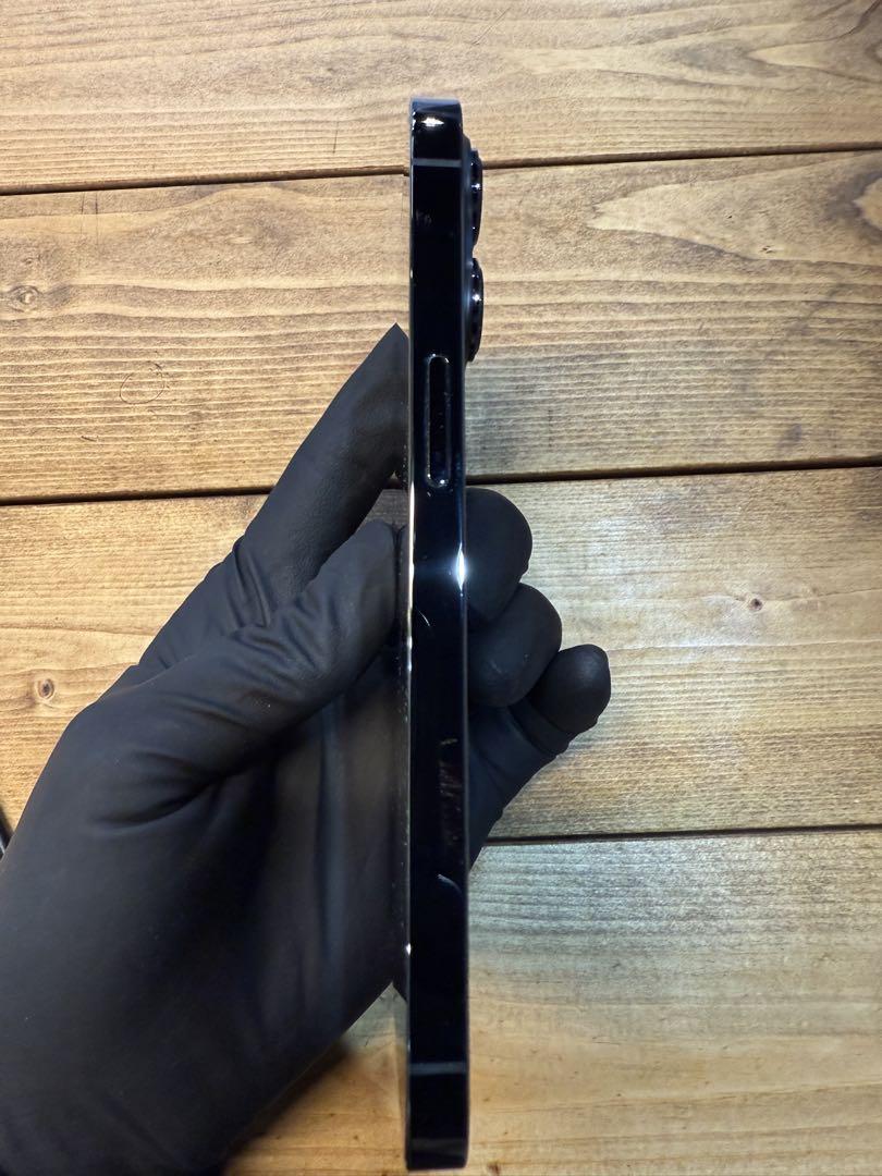 美品　iPhone 13pro 256GB graphite black