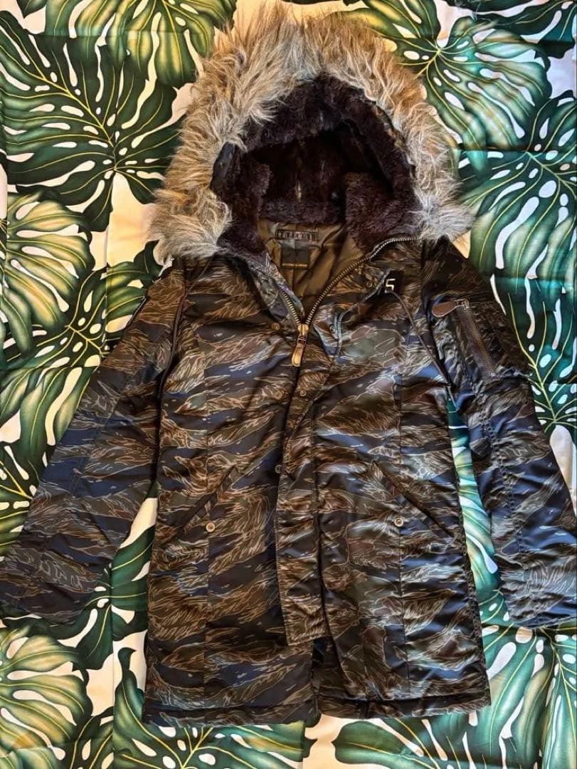 ヒステリックグラマー フリー ミリタリージャケット 迷彩 プリマロフトFREE SIZE・Hysteric Glamour