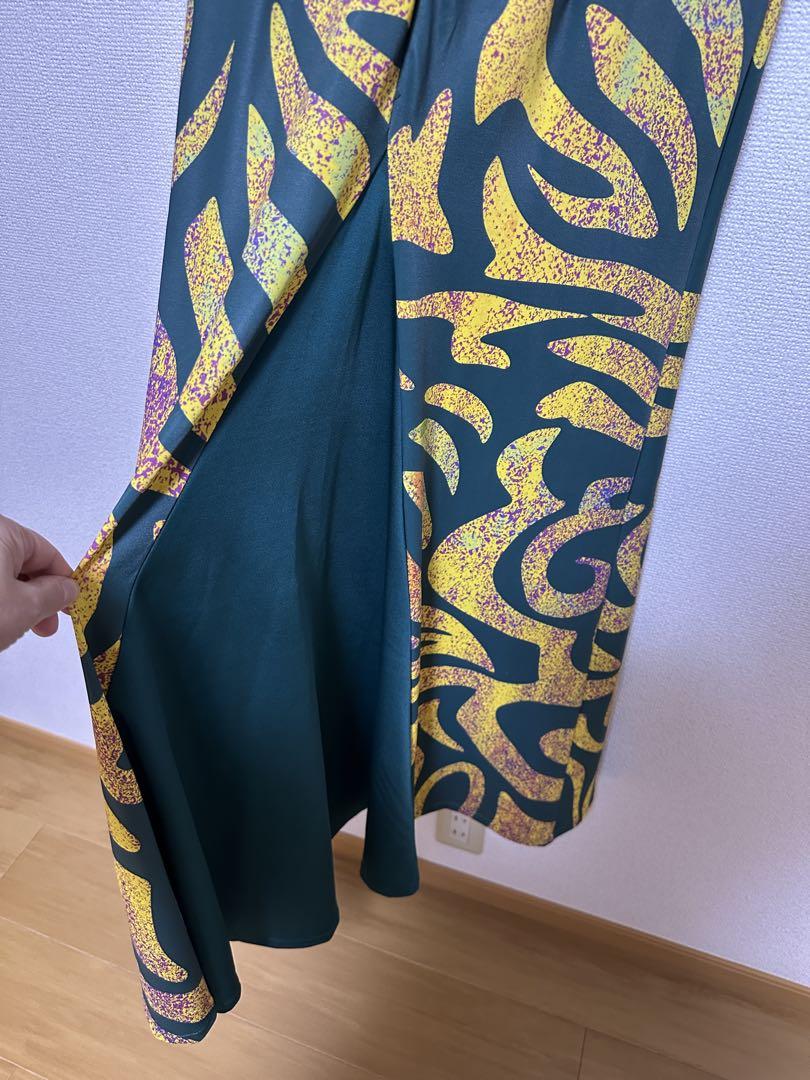 SALE】【美品】マウナロア ダンスドレス(グリーン系)
