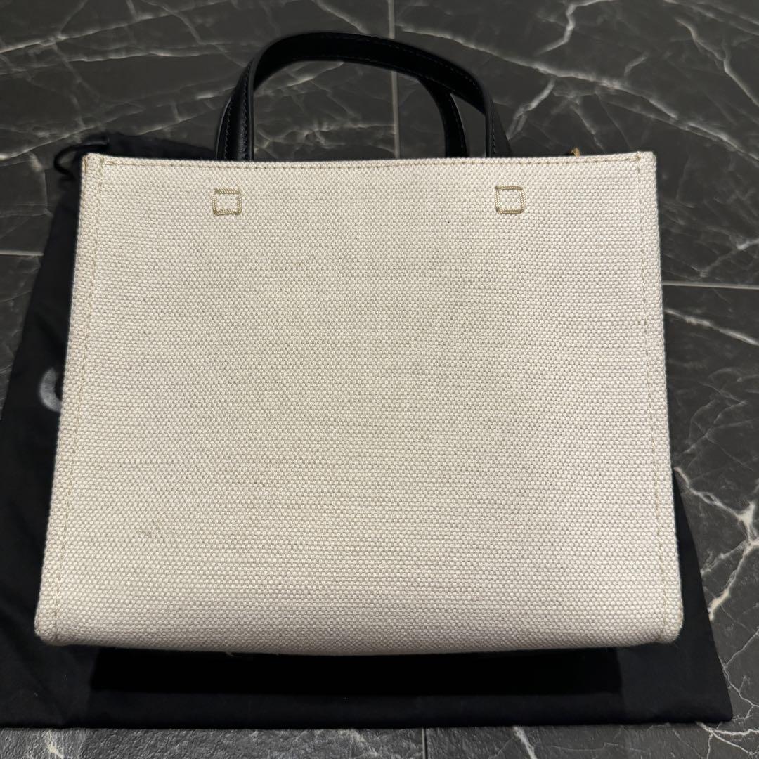 ★送料・関税込★GIVENCHY★キャンバス G ミニトートバッグ★ 関税負担なし☆GIVENCHY キャンバス G ミニトートバッグ