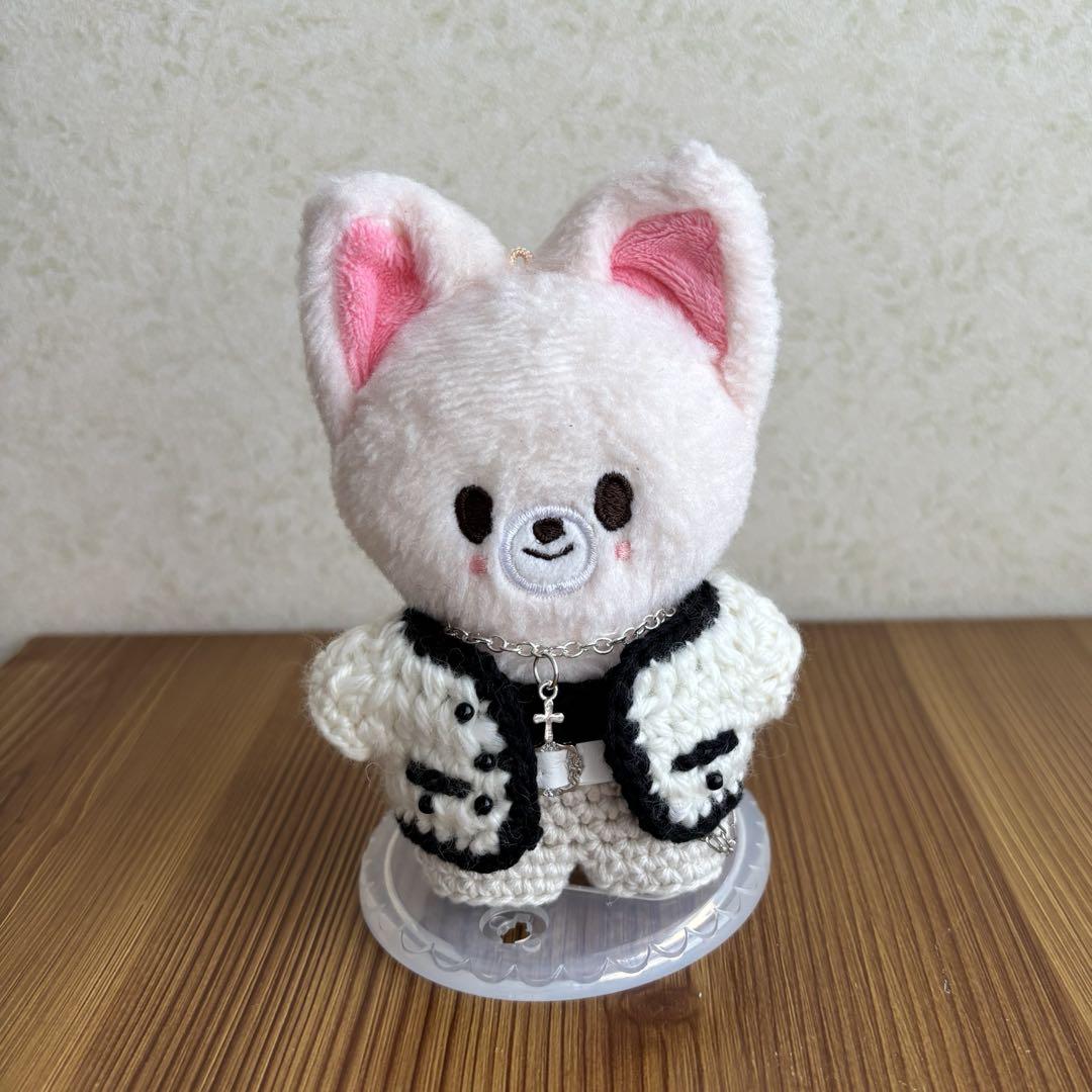 ネネちゃん　skzoo10cmぬいぐるみ用　ニット帽　衣装　4点