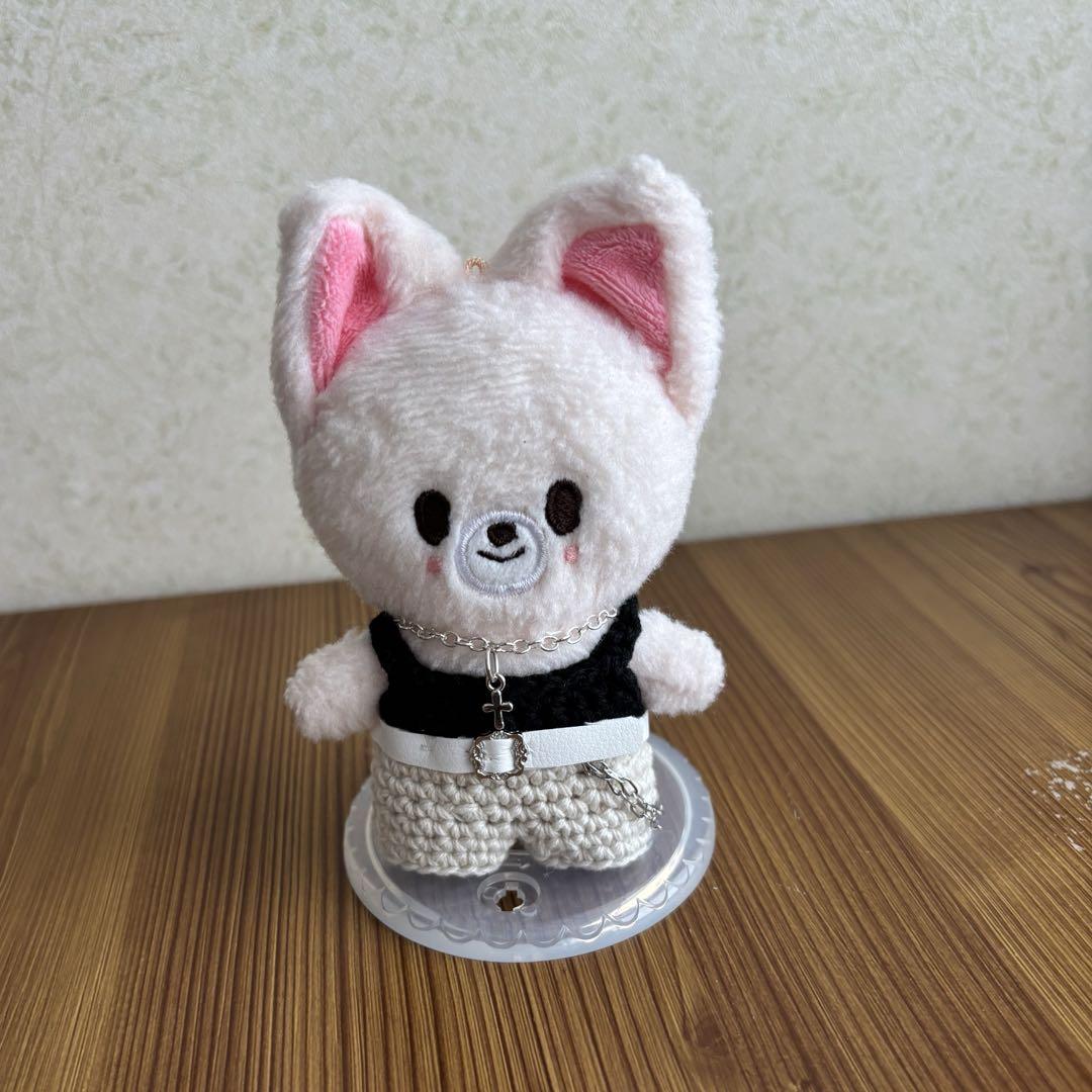 ネネちゃん　skzoo10cmぬいぐるみ用　ニット帽　衣装　4点