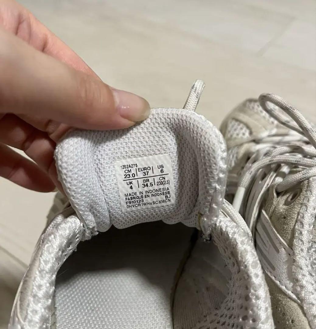 asics GEL-KAYANO 15 23.0 ホワイト/グレー