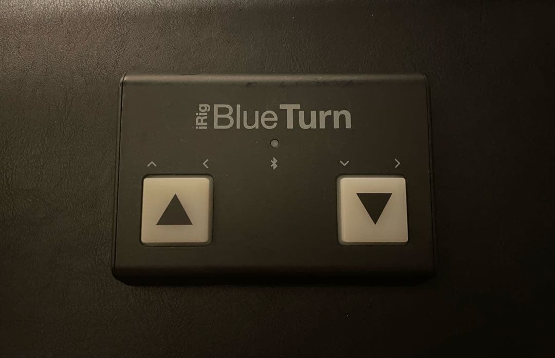 iRig BlueTurn Bluetoothリモートコントロール iRig BlueTurn Bluetoothリモートコントロール