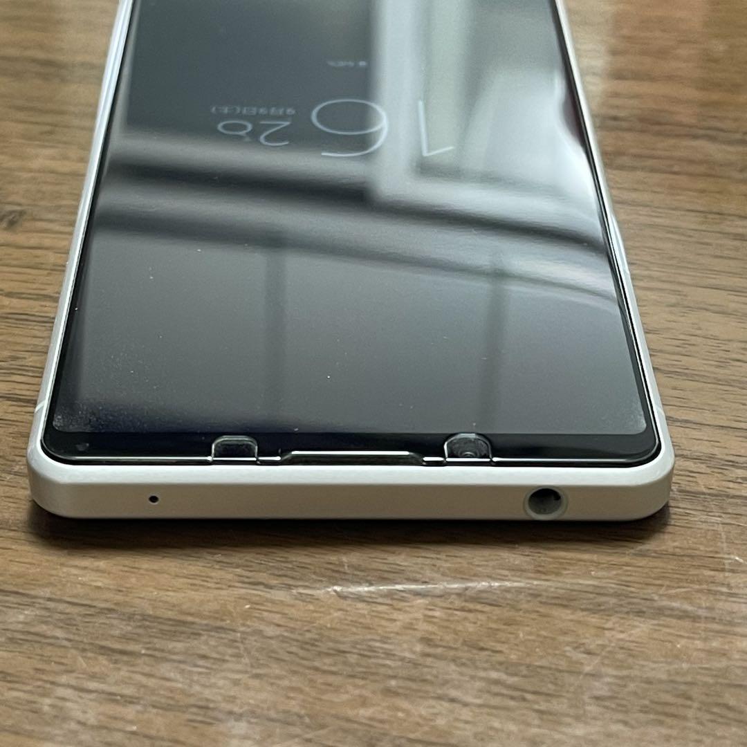 【美品】SONY Xperia 1Ⅱ SOG01 128GB ホワイト