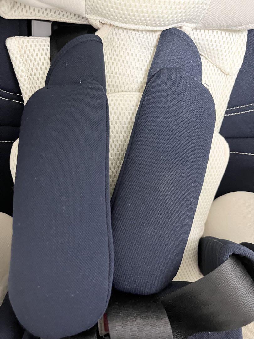 美品　エールべべ　クルット4i リラクシー　isofix 回転式