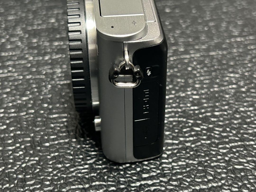 Nikon（ニコン）1 J3 Wレンズセット
