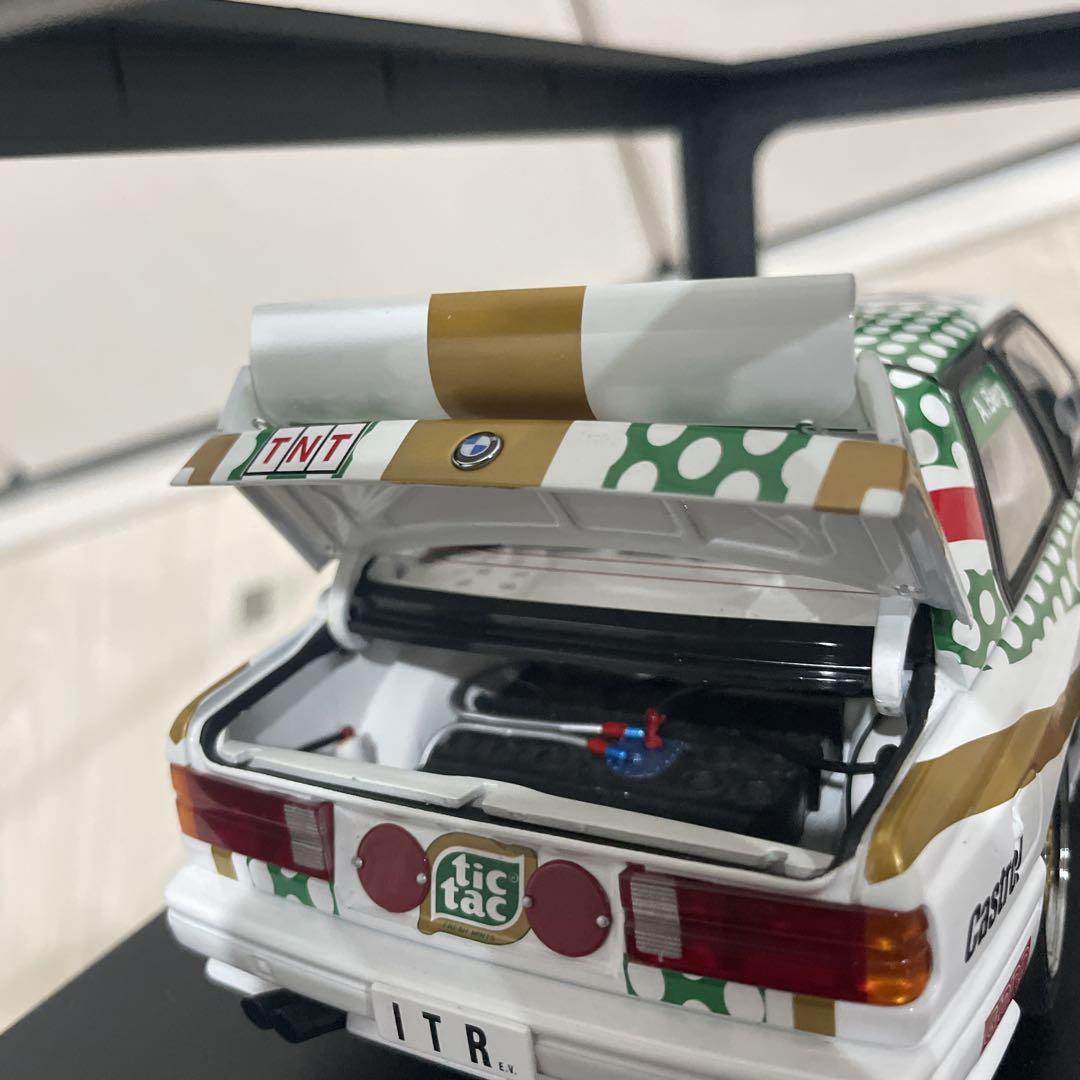 AUTO art 1/18 BMW M3(E30) DTM 1991 ミニカー