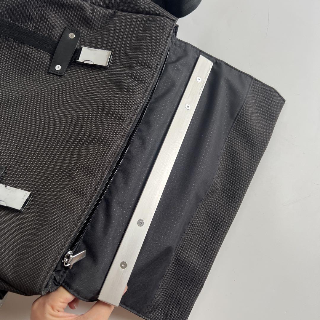PORSCHE Design ショルダーバッグ ブラック C127 - メルカリ
