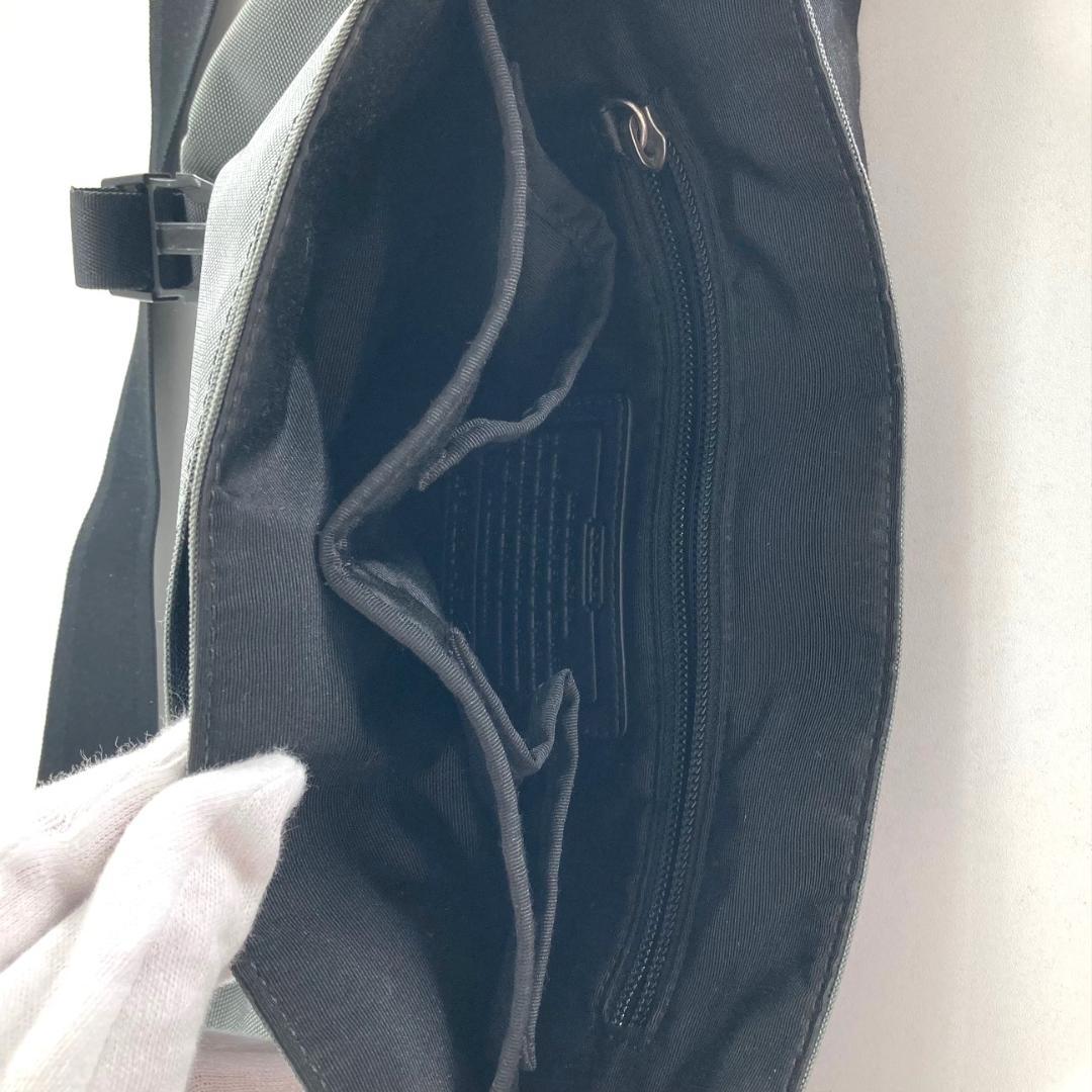 美品 COACH コーチ　ボイジャー メッセンジャー グレー　ショルダーバッグ