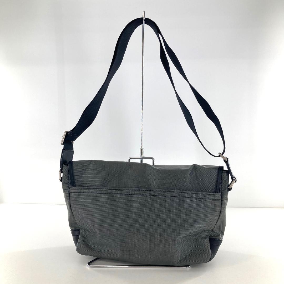 美品 COACH コーチ　ボイジャー メッセンジャー グレー　ショルダーバッグ