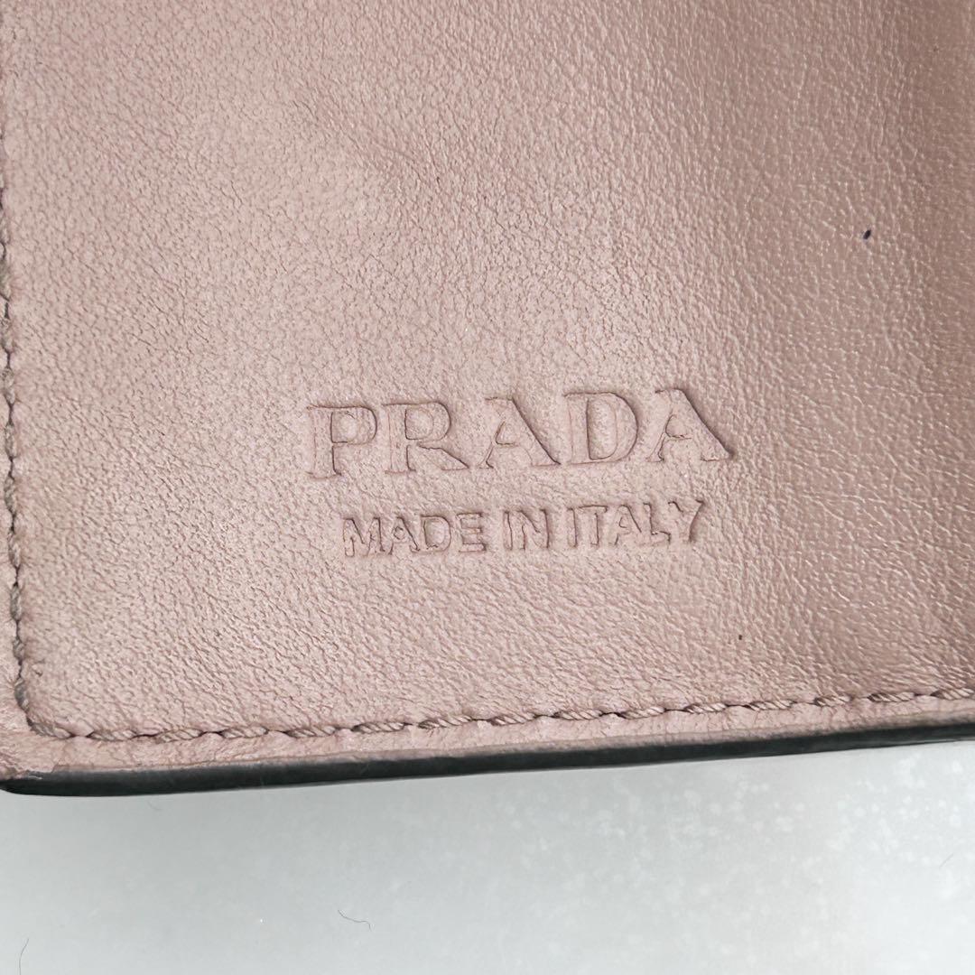 美品 PRADA SAFFIANO FIOCCO キーケース ロゴ リボン - メルカリ