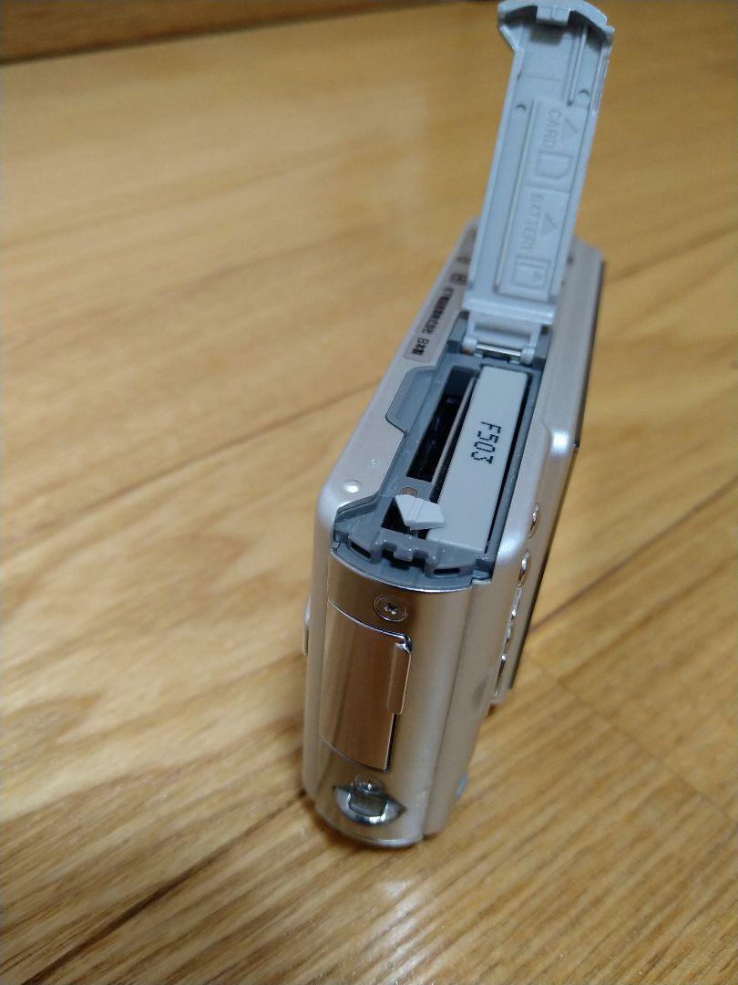 Panasonic　LUMIX DMC-FX7　【動作確認済】