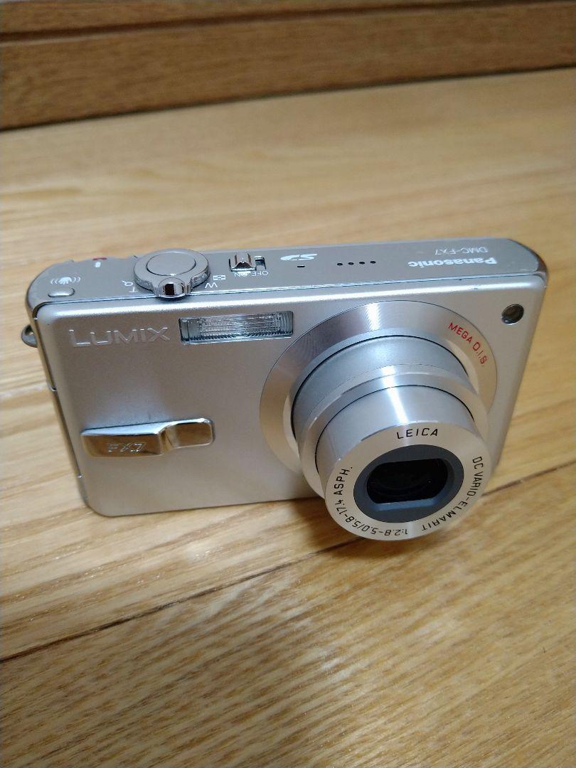 Panasonic　LUMIX DMC-FX7　【動作確認済】