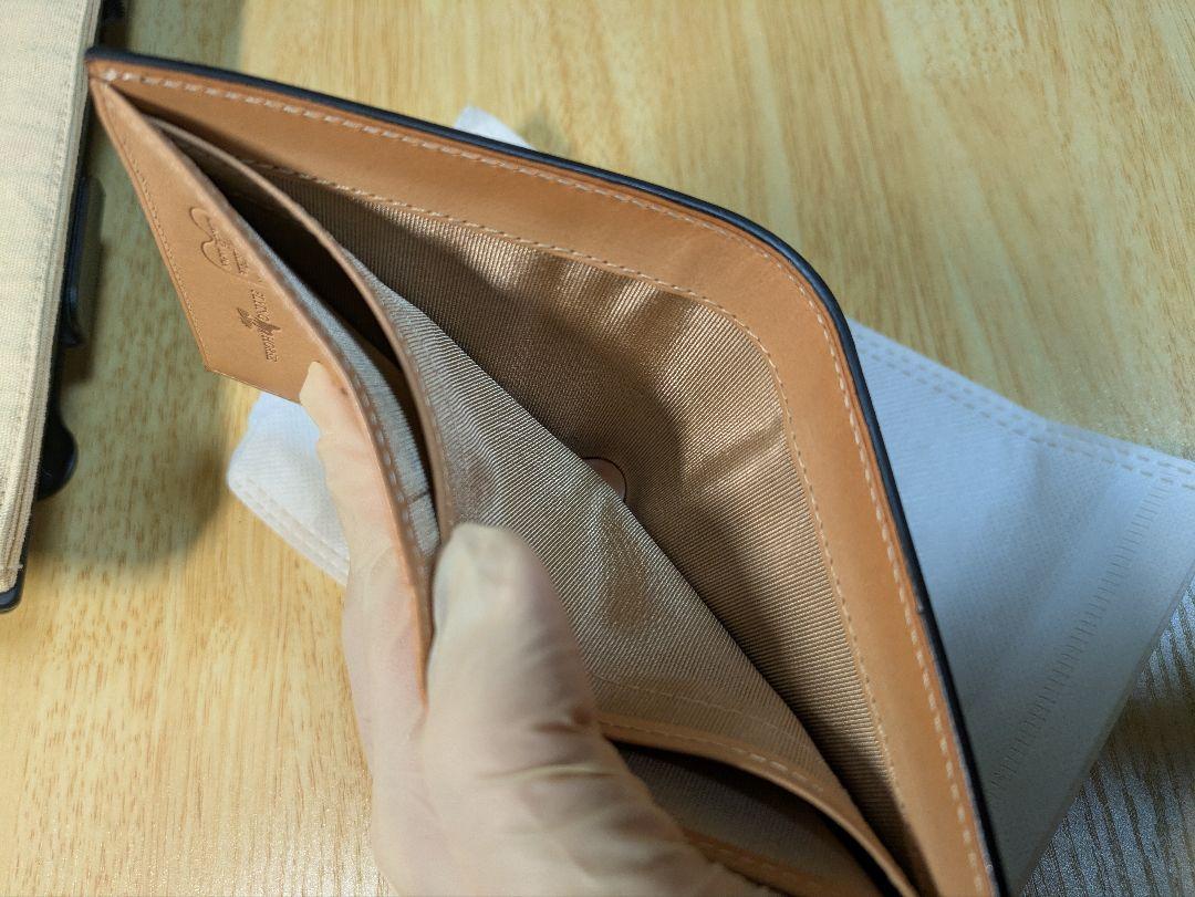 美品　フライングホース　コードバン　二つ折り財布　小銭入れ無し　ブラウン