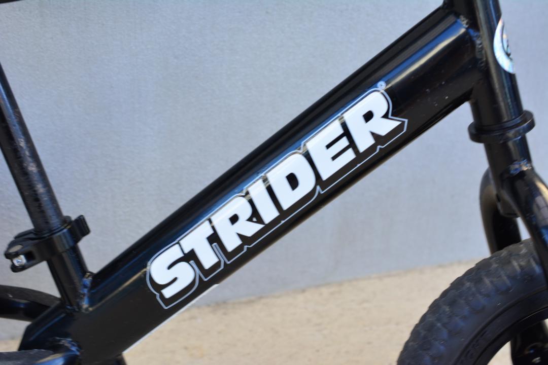【良品】ストライダー スポーツ ブラック 12インチ