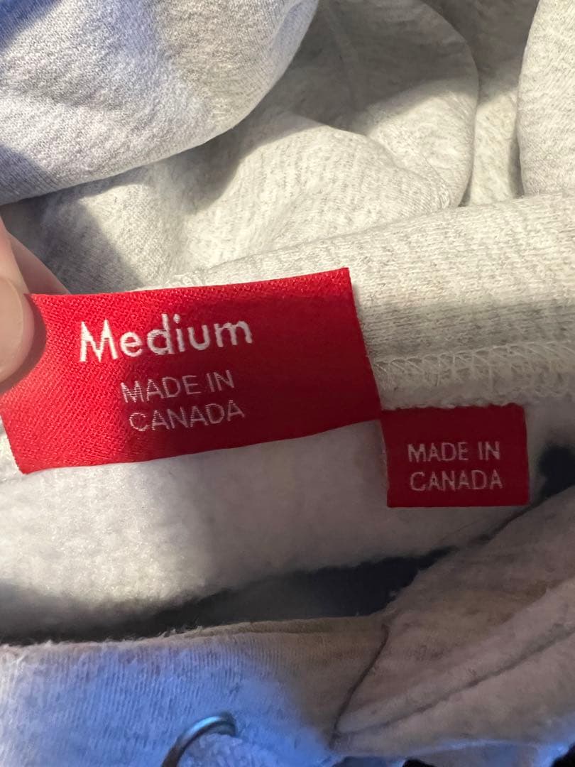 supreme シュプリーム  ボックスロゴパーカー　2023 シュプリーム(21758円)