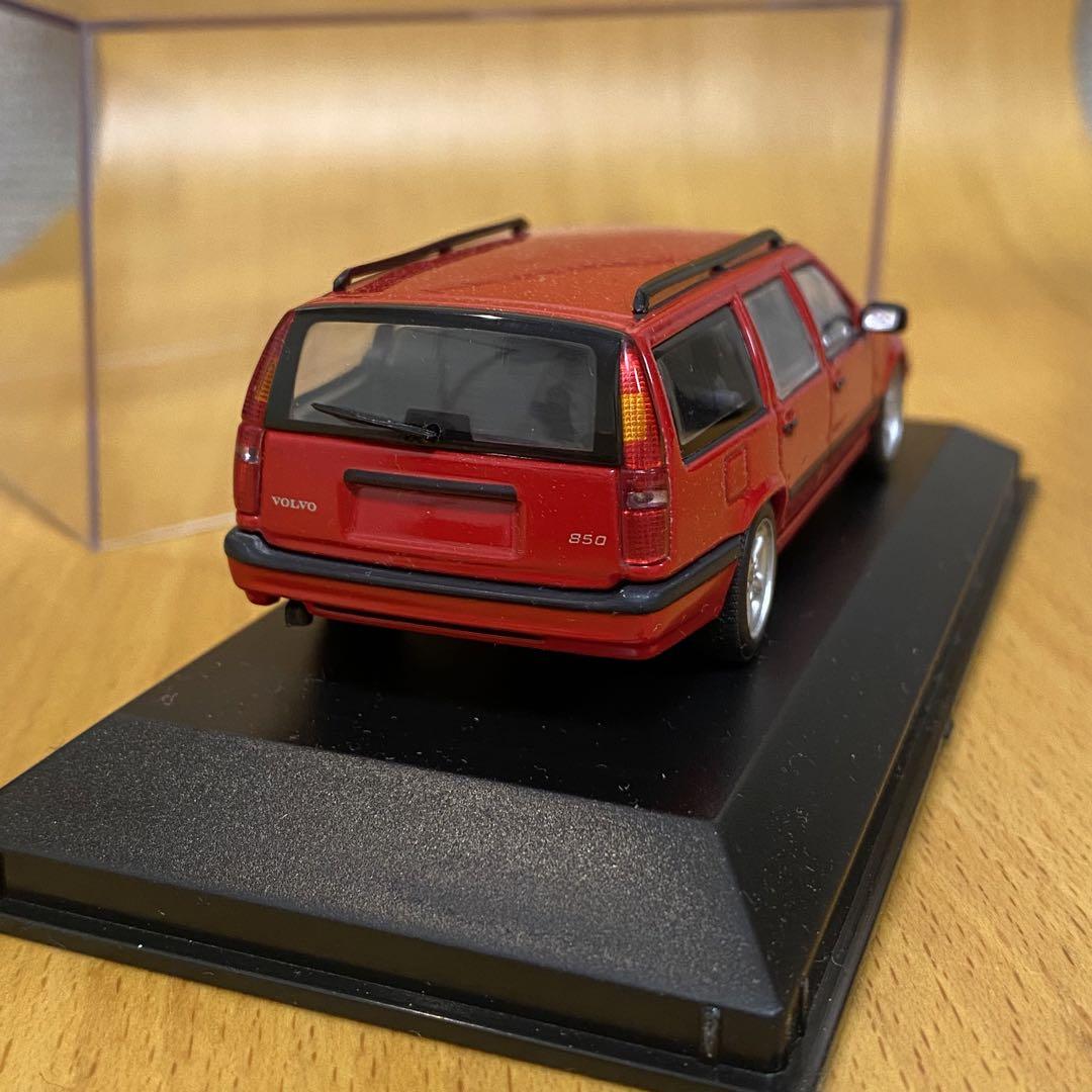 ミニチャンプス　1/43 ボルボ　850 ワゴン　1996