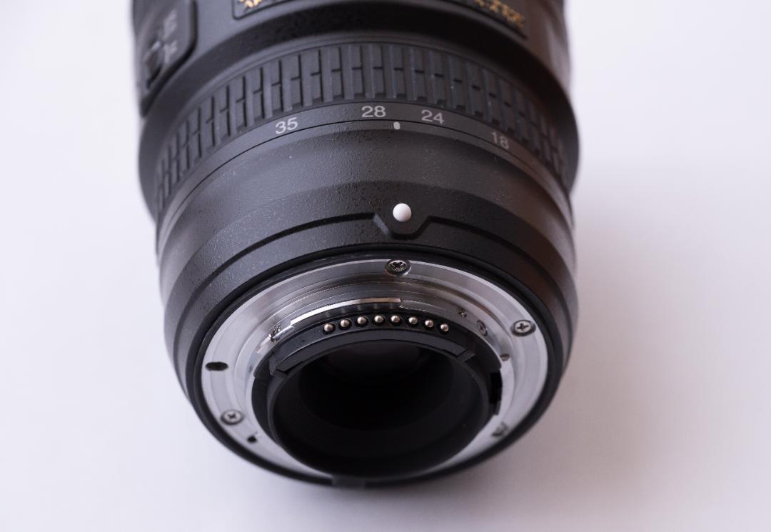 AF-S NIKKOR 18-35mm f/3.5-4.5G ED　付属品完備