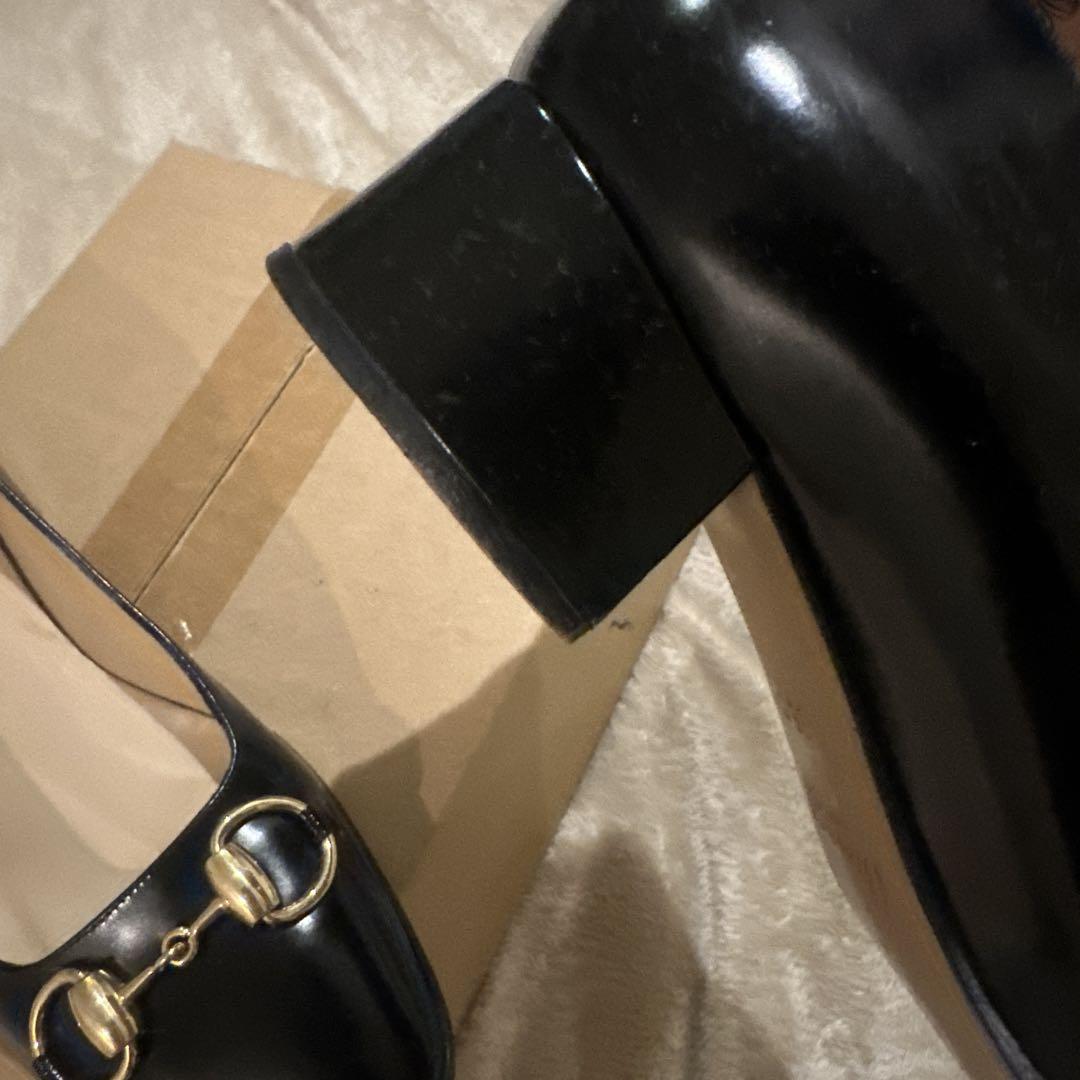 新品GUCCI  パンプス 36 GUCCI ブラックパンプス 36 - メルカリ