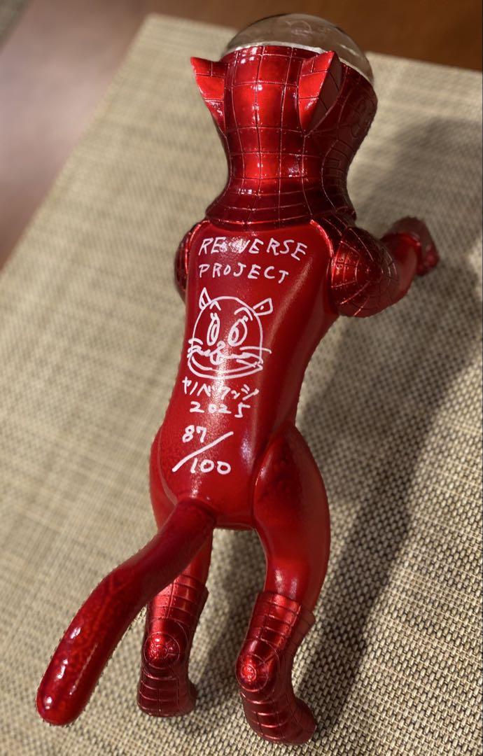 シップス　キャット　宇宙猫 コスモレッドカラー 限定ヤノベケンジ氏サイン入り