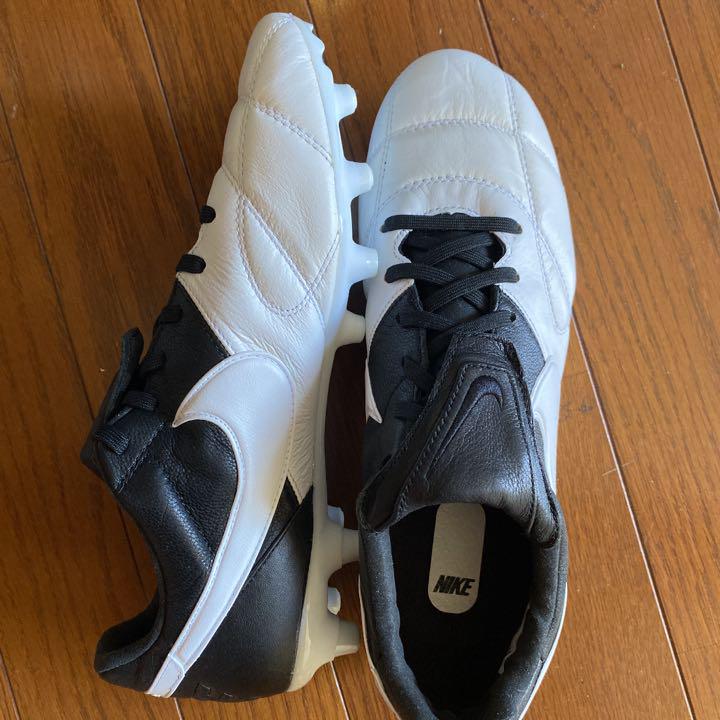 NIKE プレミア2 27センチ