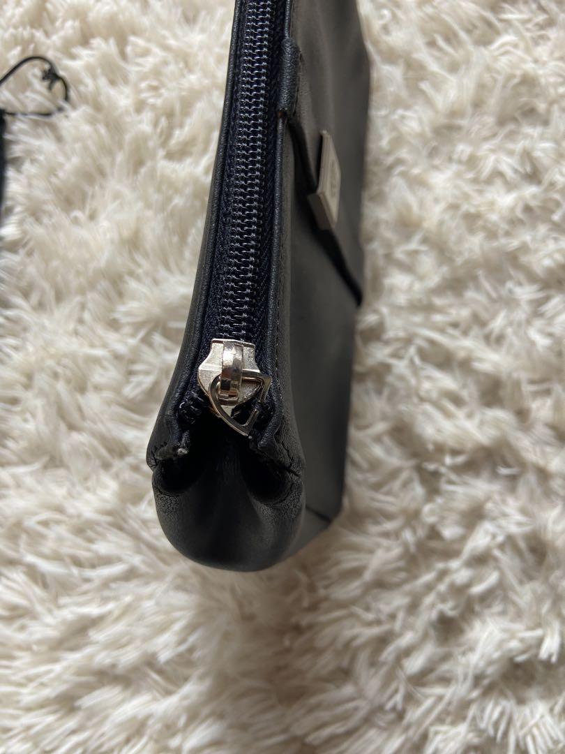 GIANNI VERSACE ブラックレザー クラッチバッグ　ベルサーチ