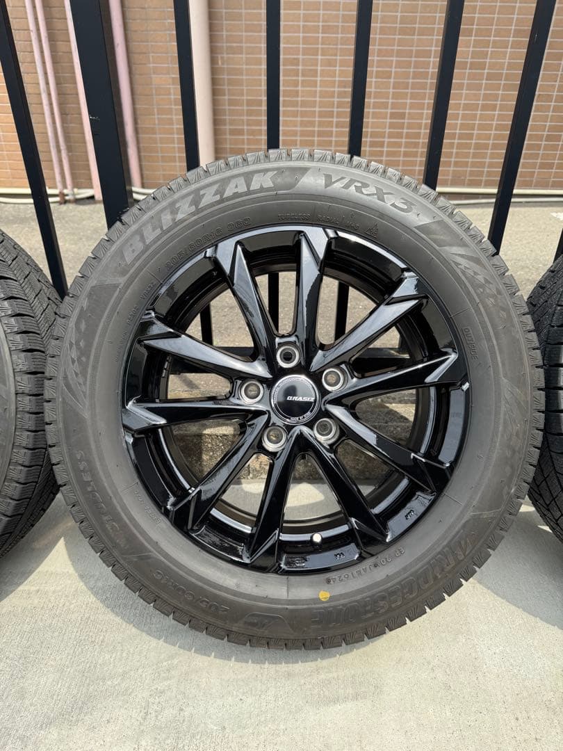 現行ステップワゴン ホイール付き スタッドレスタイヤ ブリヂストン vrx3 現行ステップワゴン ホイール付き スタッドレスタイヤ ブリヂストン vrx3