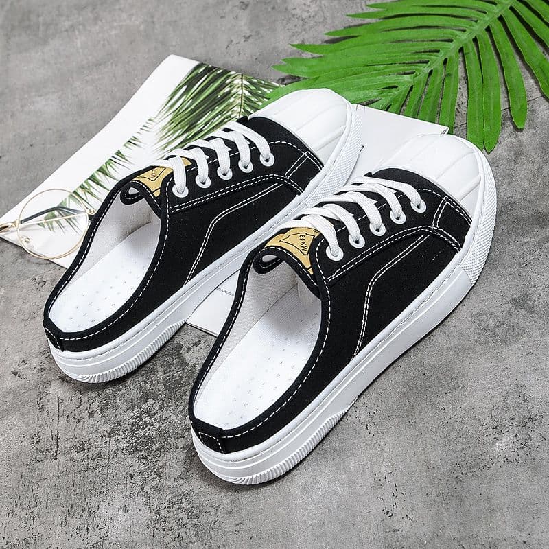 ズックのスリッパ。0