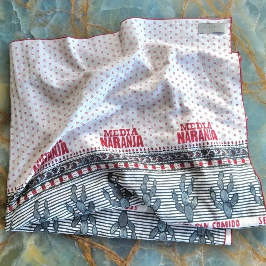 Mexican “MEDIA NARANJA” blanket by KURO