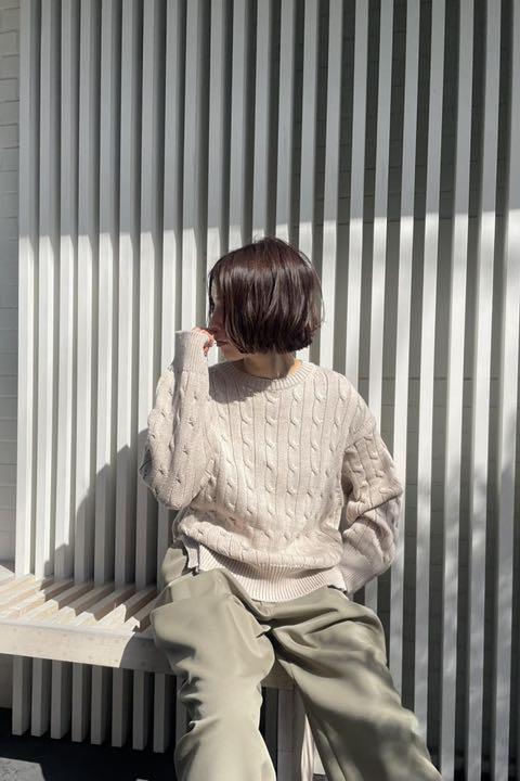 CABLE KNIT SWEATER