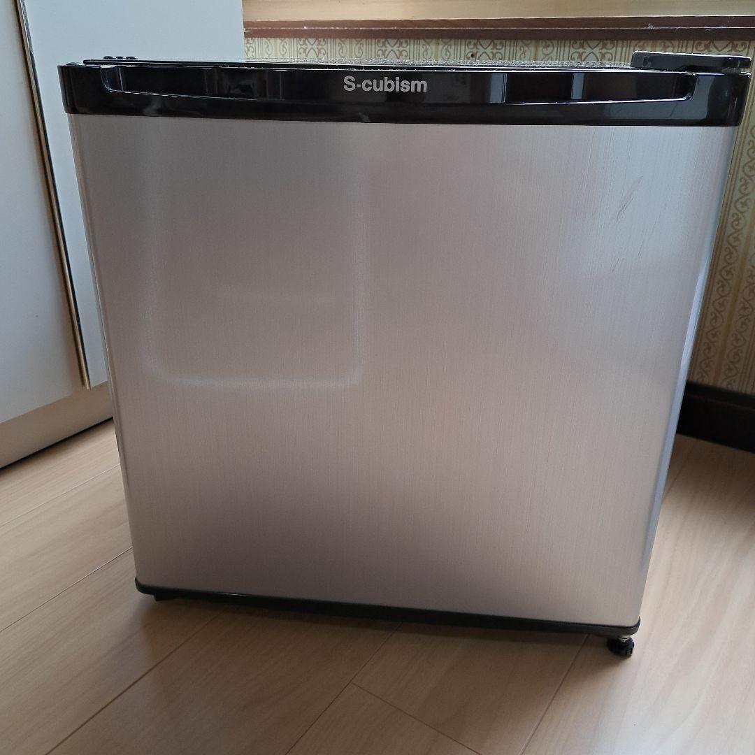 ワタシの側近 9L冷温庫 保温 冷蔵庫 JN-RE9LC-BK