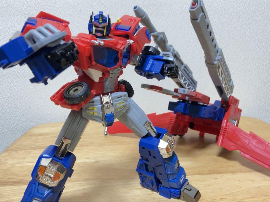 トランスフォーマー　ギャラクシーコンボイ　非正規 非正規トランスフォーマー ギャラクシーコンボイ似 - メルカリ