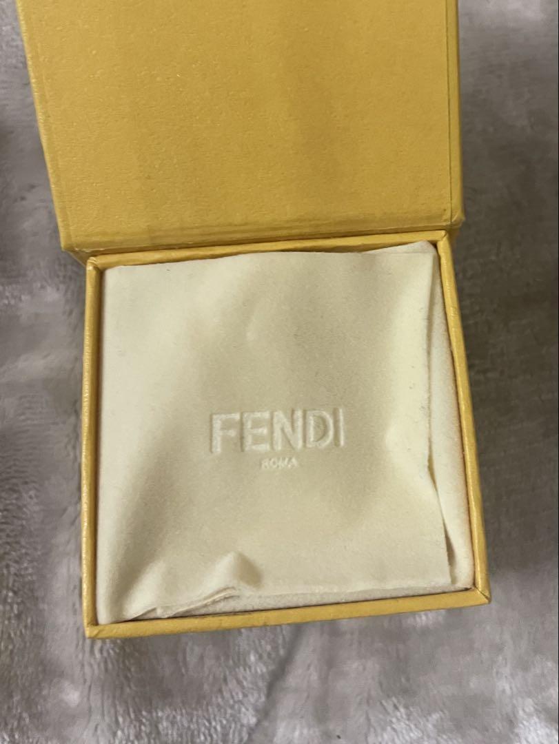 yoshiyujkiFENDI フェンディsilverシルバーリング
