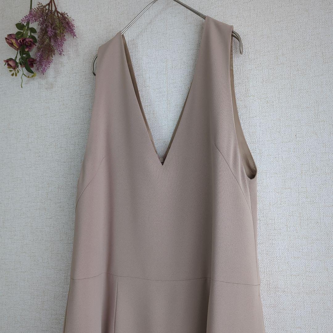 新品未使用・アルアバイル・Vネックフレアジャンバースカート・M・日本製・ベージュ