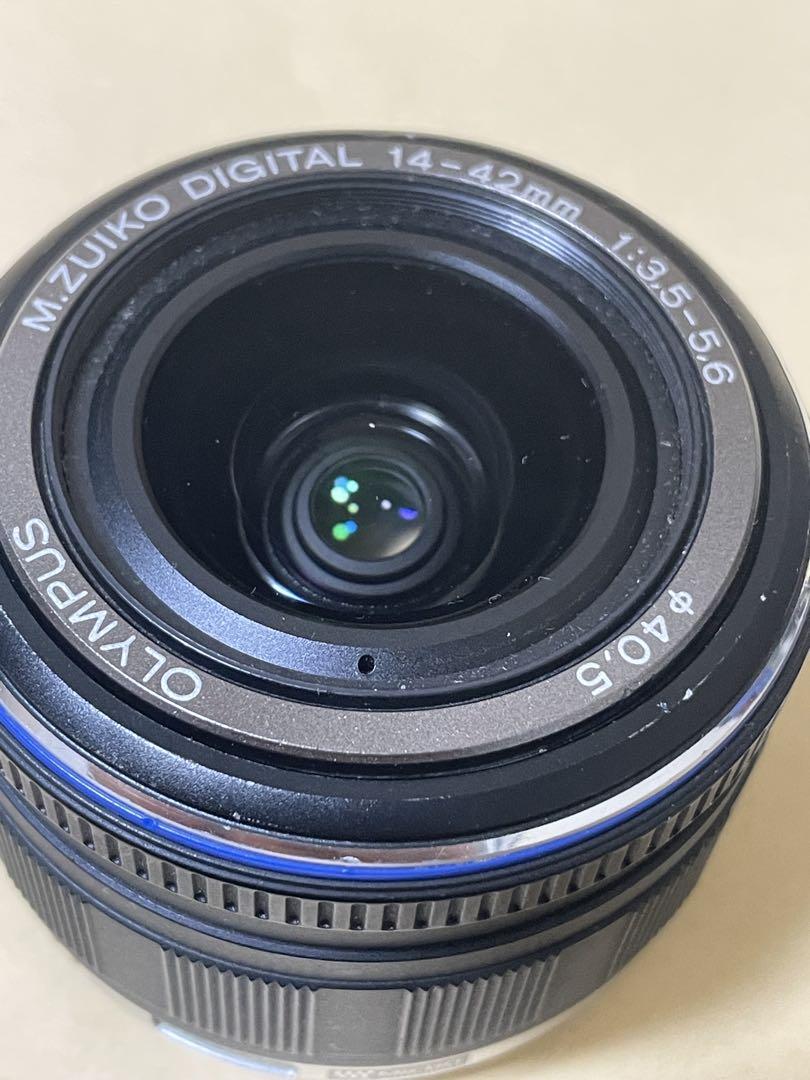 Y*i様 OLYMPUS デジタルカメラ オリンパス E-P1 レンズセットバッ