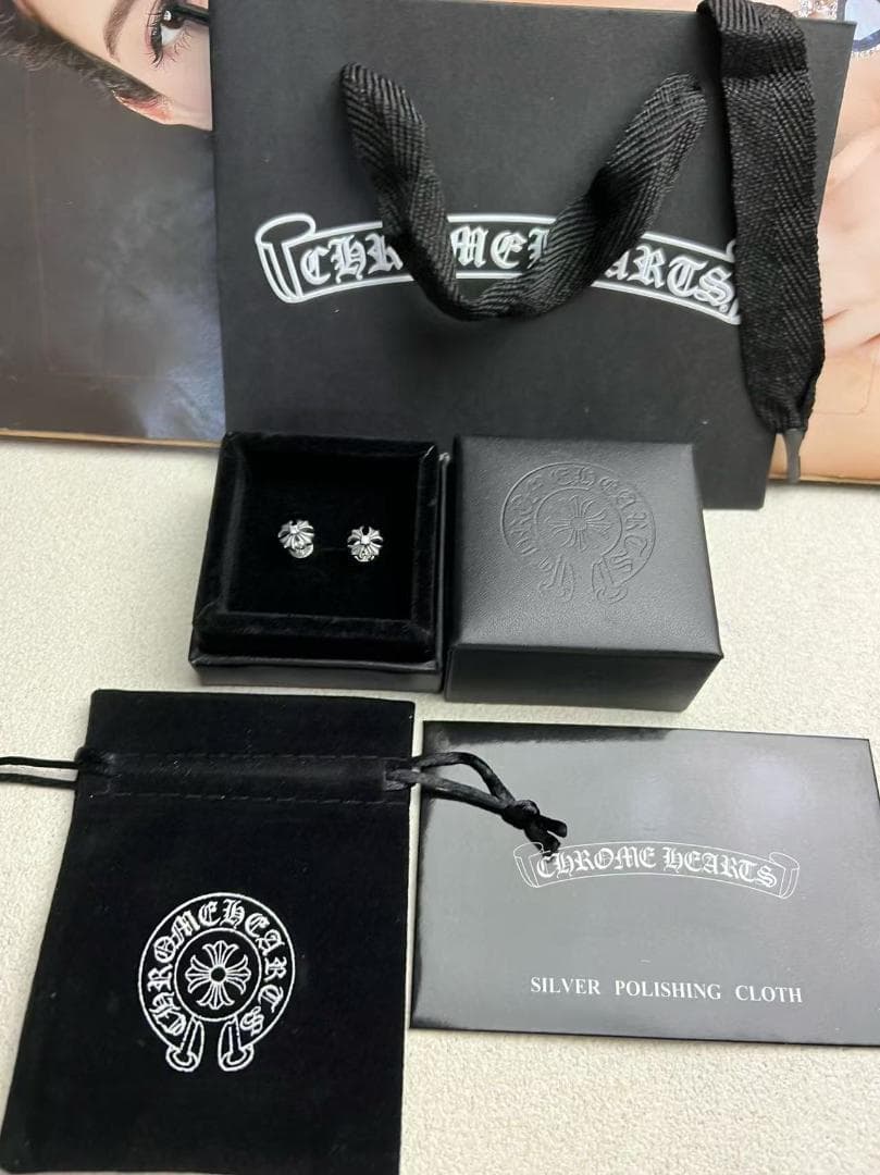 クロムハーツ Chrome Hearts ピアス