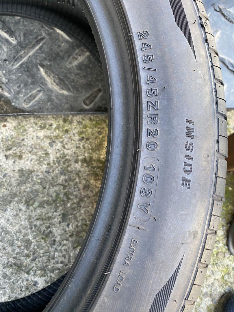 MINERVA 245/45ZR20 2本セット送料込み2022年製。